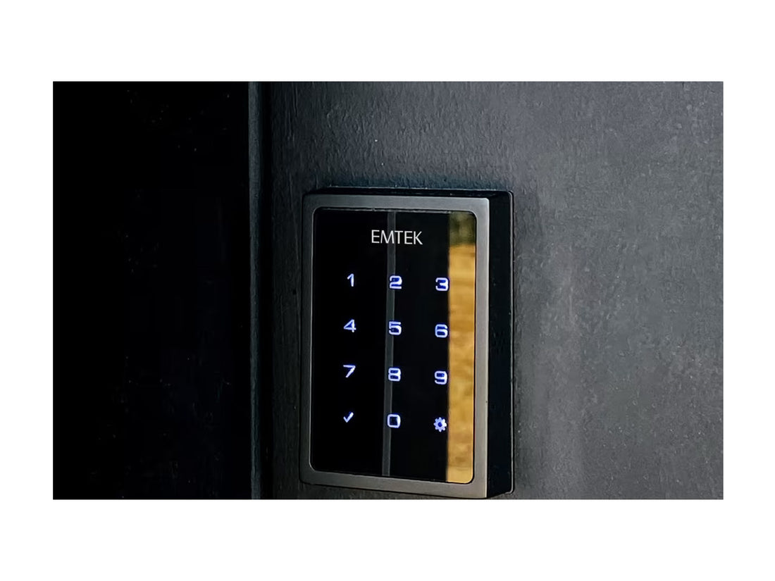 Emtek Hamden EMPowered Motorized Touchscreen SMART Keypad Entry Set