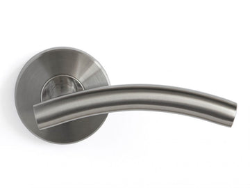 Nova Curve Interior Door Lever in Brushed Satin Nickel