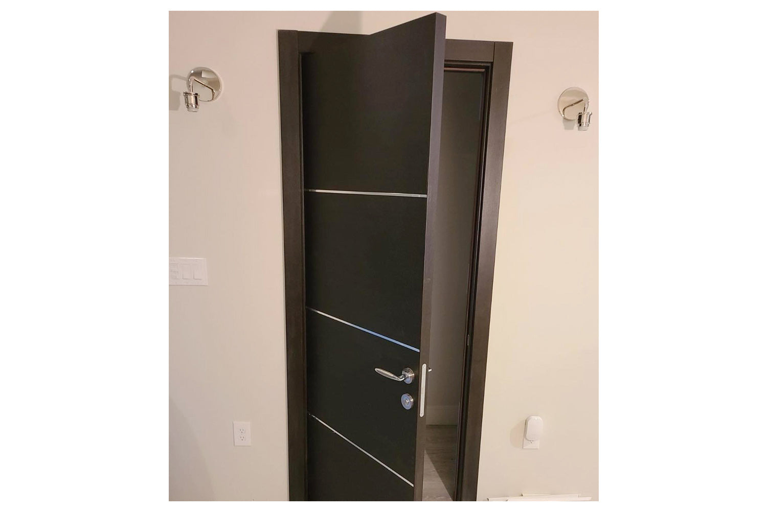 Nova HG008 Japan Oak Laminated Modern Interior Door
