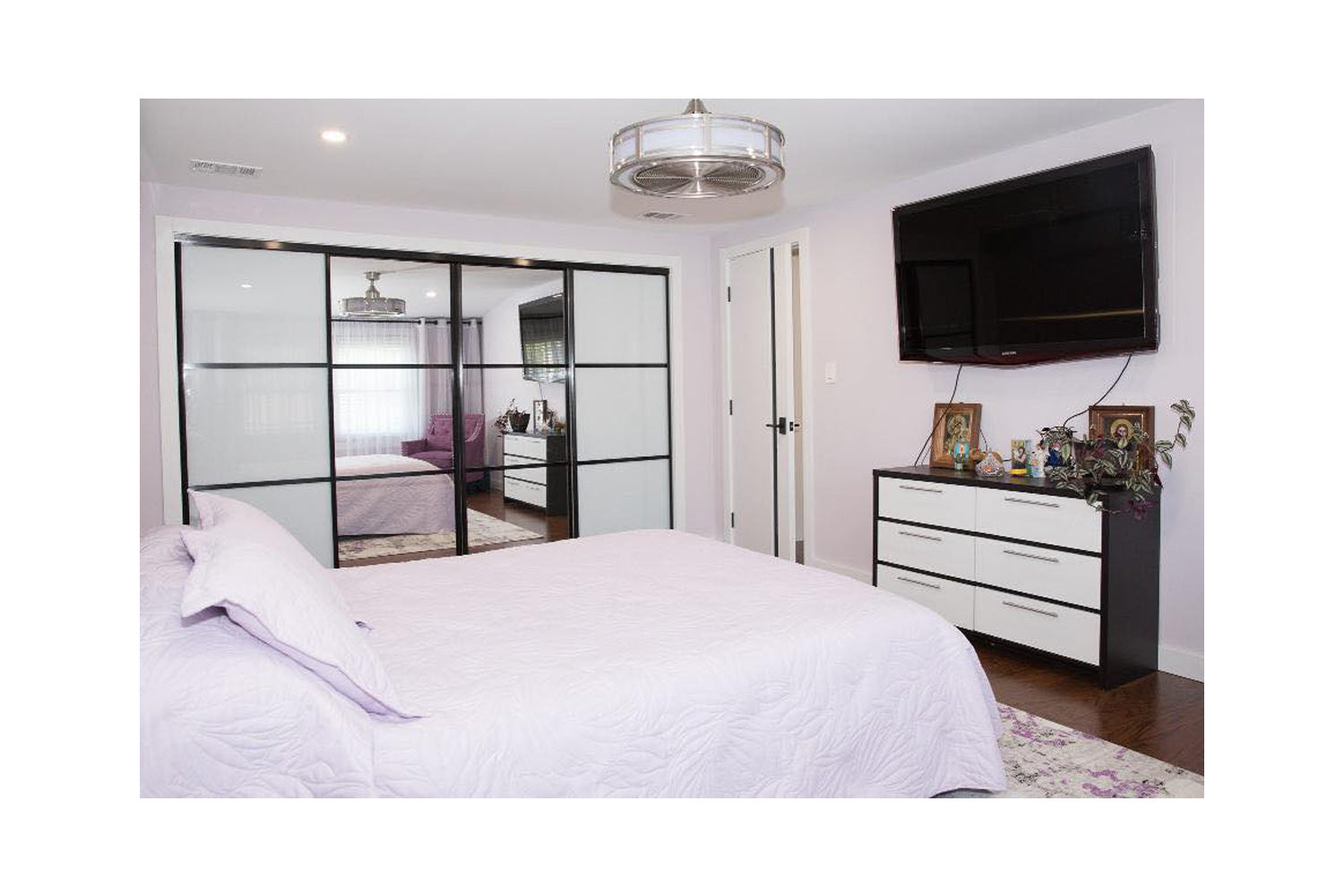 Nova Sliding Closet Doors - Style 03