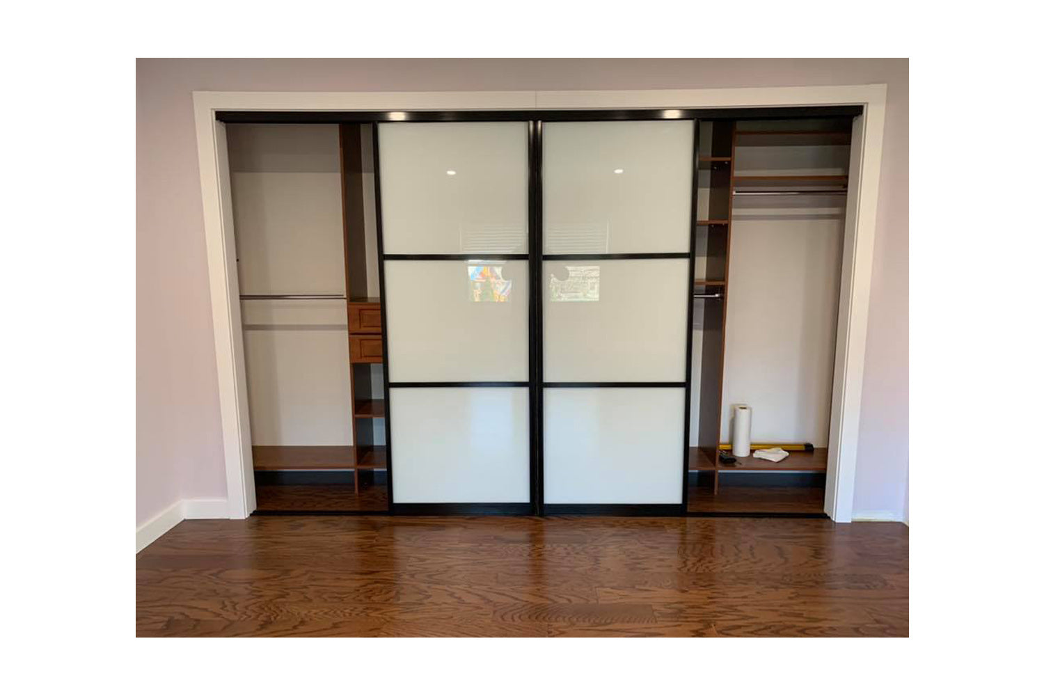 Nova Sliding Closet Doors - Style 03