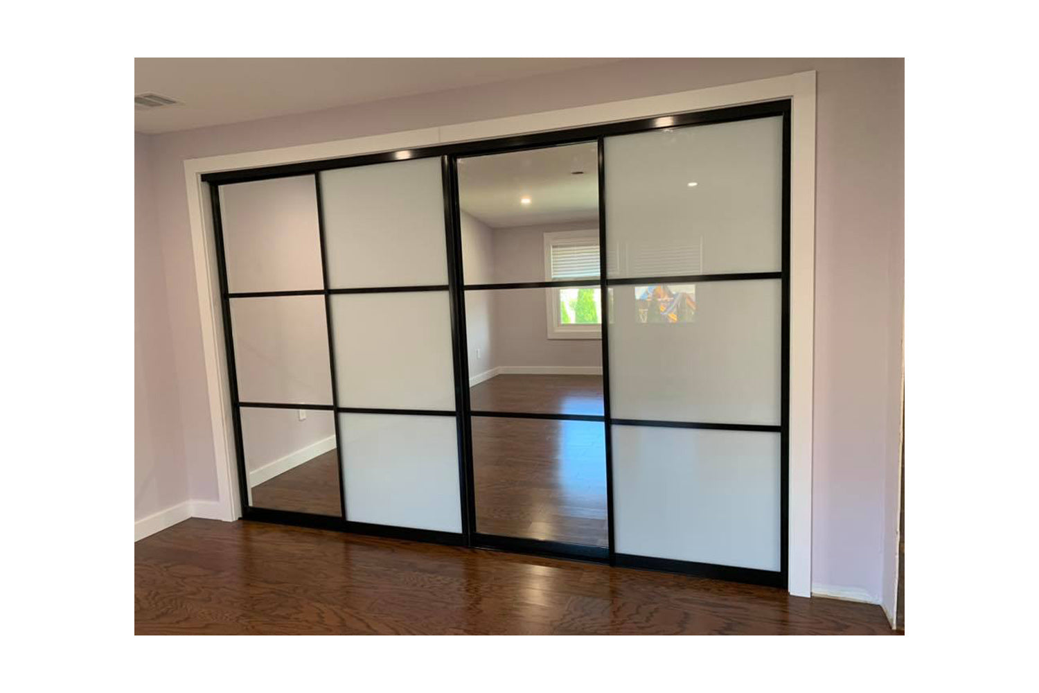 Nova Sliding Closet Doors - Style 03