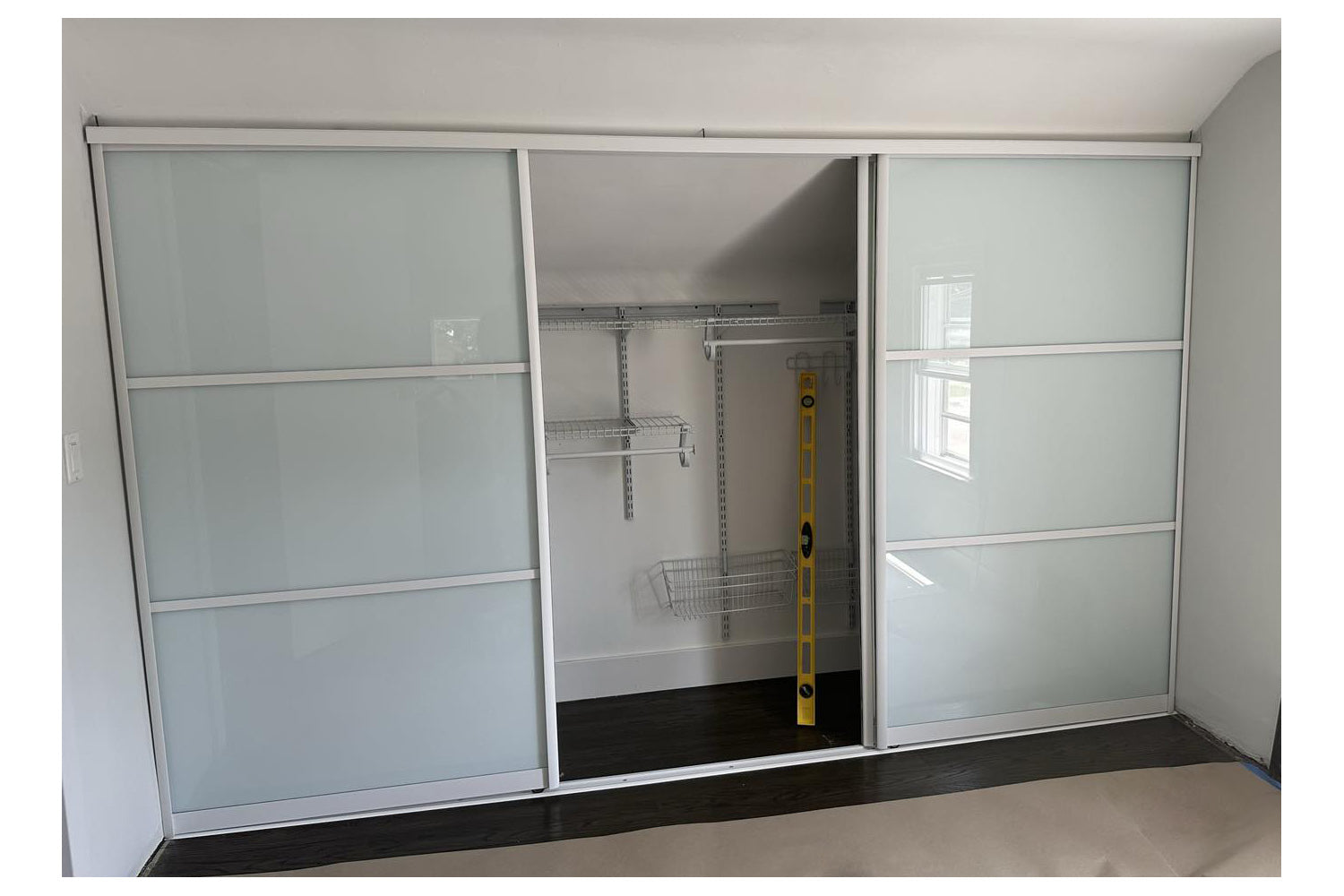 Nova Sliding Closet Doors - Style 03