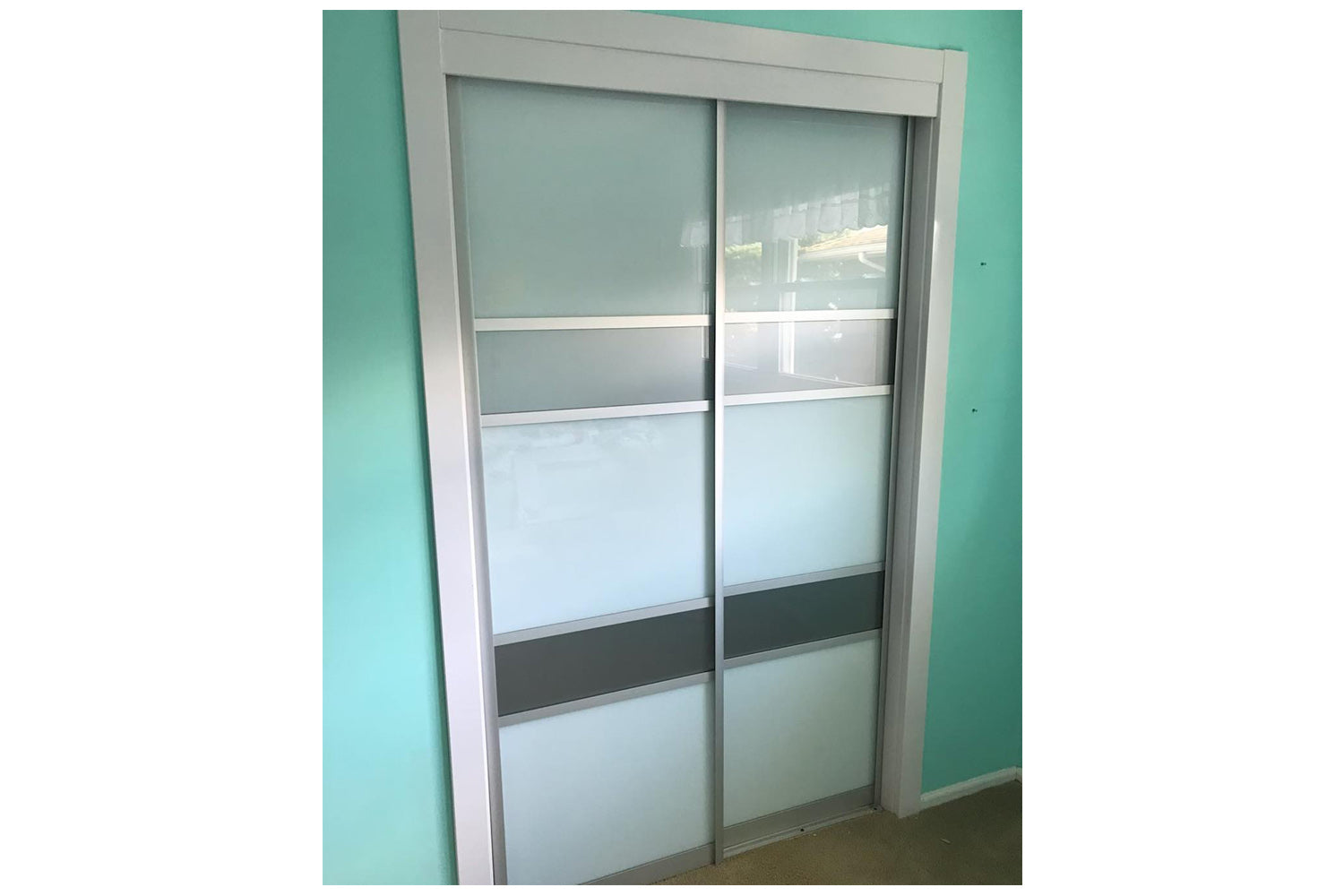 Nova Sliding Closet Doors - Style 05