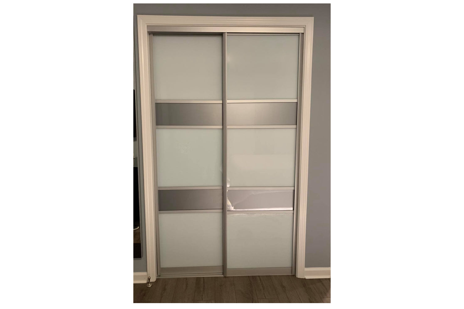 Nova Sliding Closet Doors - Style 05