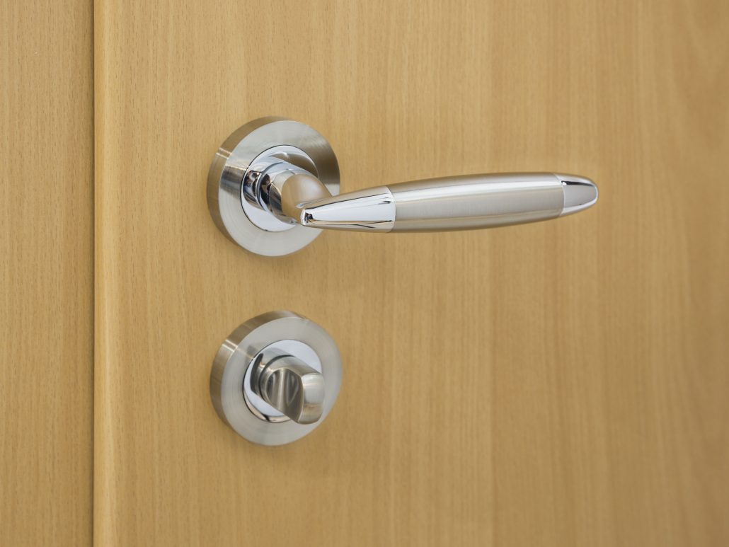 Nova Vela Interior Door Lever in Two Tone Polished Chrome