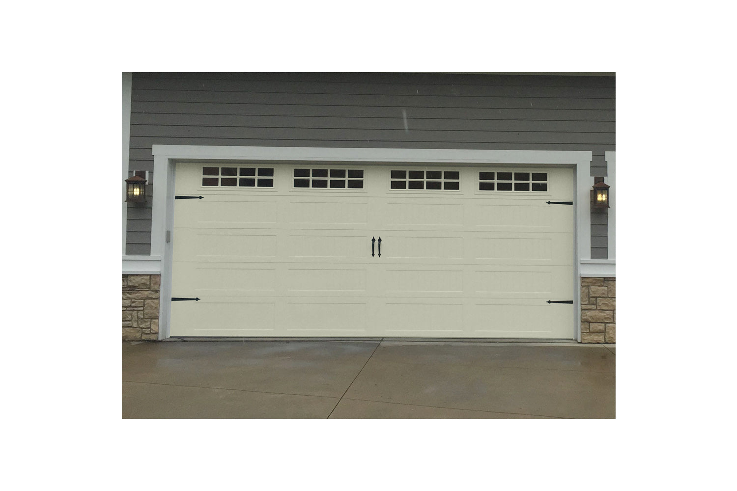 CHI Timeless Stamped Carriage House Insulated Modern Garage Doors with Glass in Powder Coated Ivory