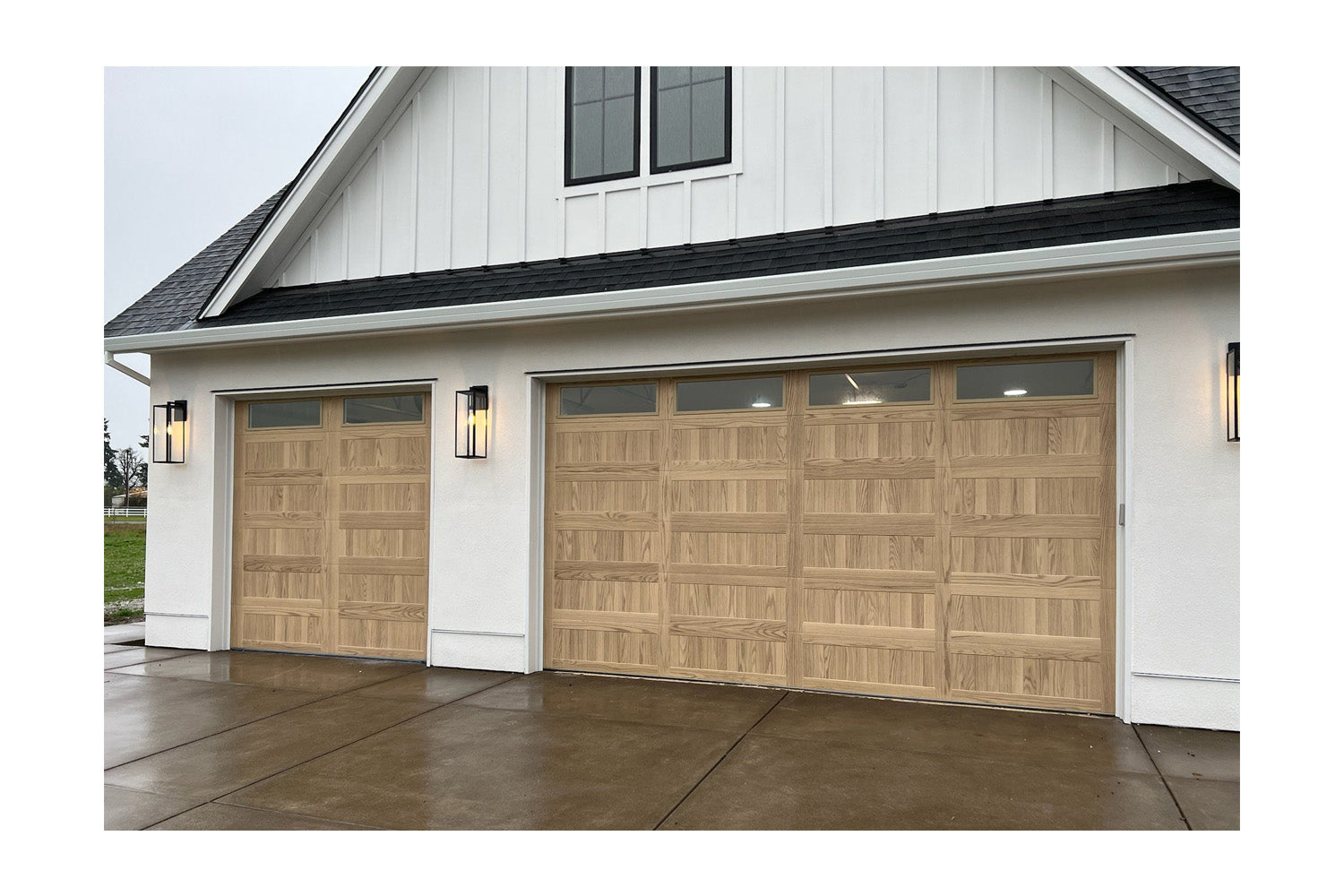 CHI Timeless Stamped Carriage House Insulated Modern Garage Doors with Glass in Woodtone Natural Oak
