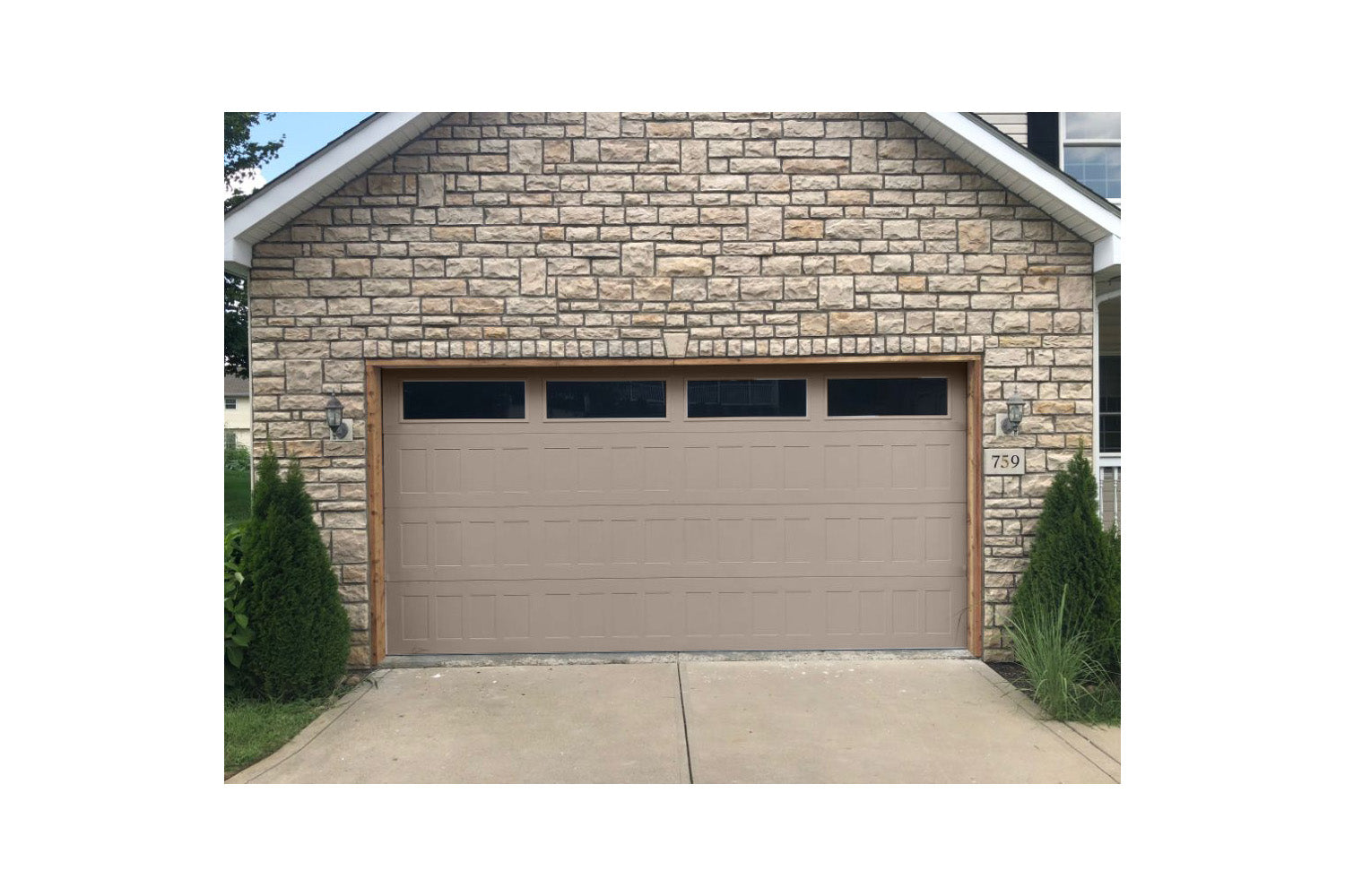 CHI Timeless Stamped Shaker Insulated Modern Garage Doors with Glass in Sandstone