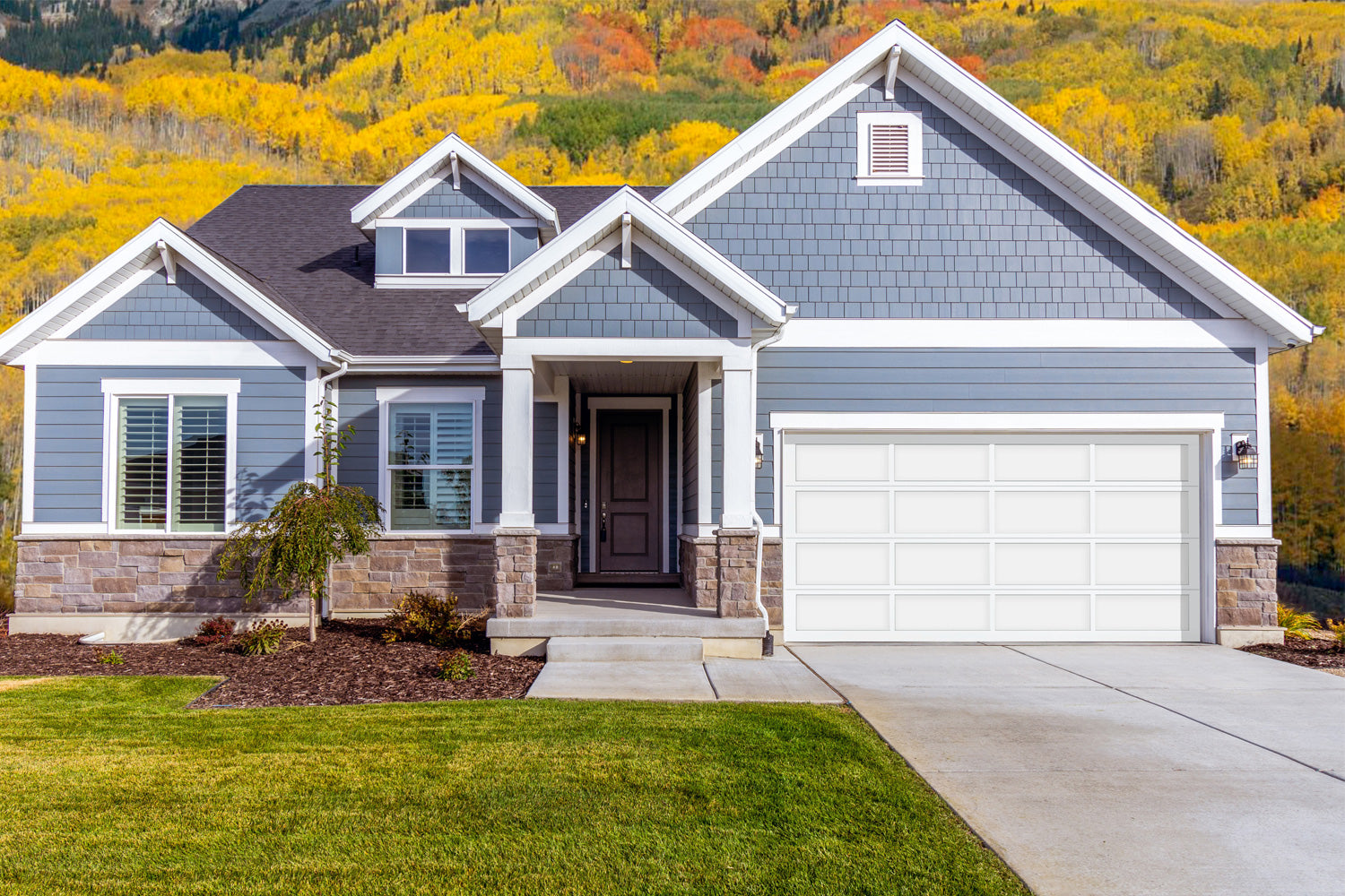 CHI Full-View Aluminum Insulated Modern Garage Doors in Solid White