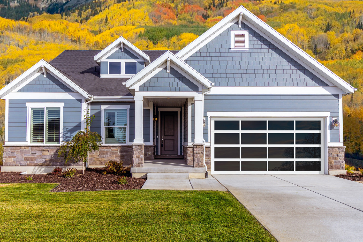CHI Full-View Aluminum Insulated Modern Garage Doors with Glass in Solid White